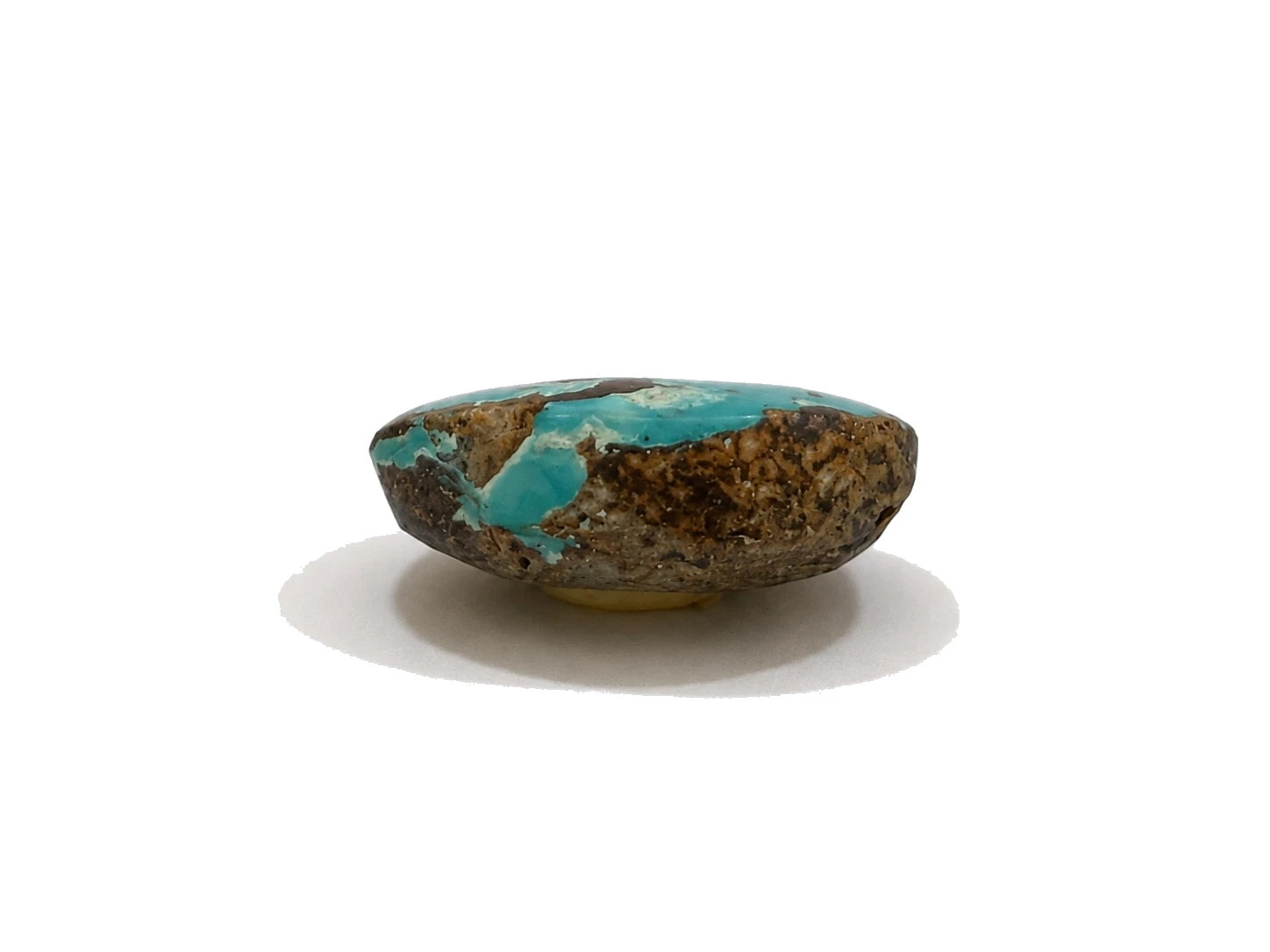 NEYFI 1003 Neyshabur turquoise low-dome oval cabochon, side view B